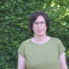 Frau Riesenbeck, Integrationshelferin